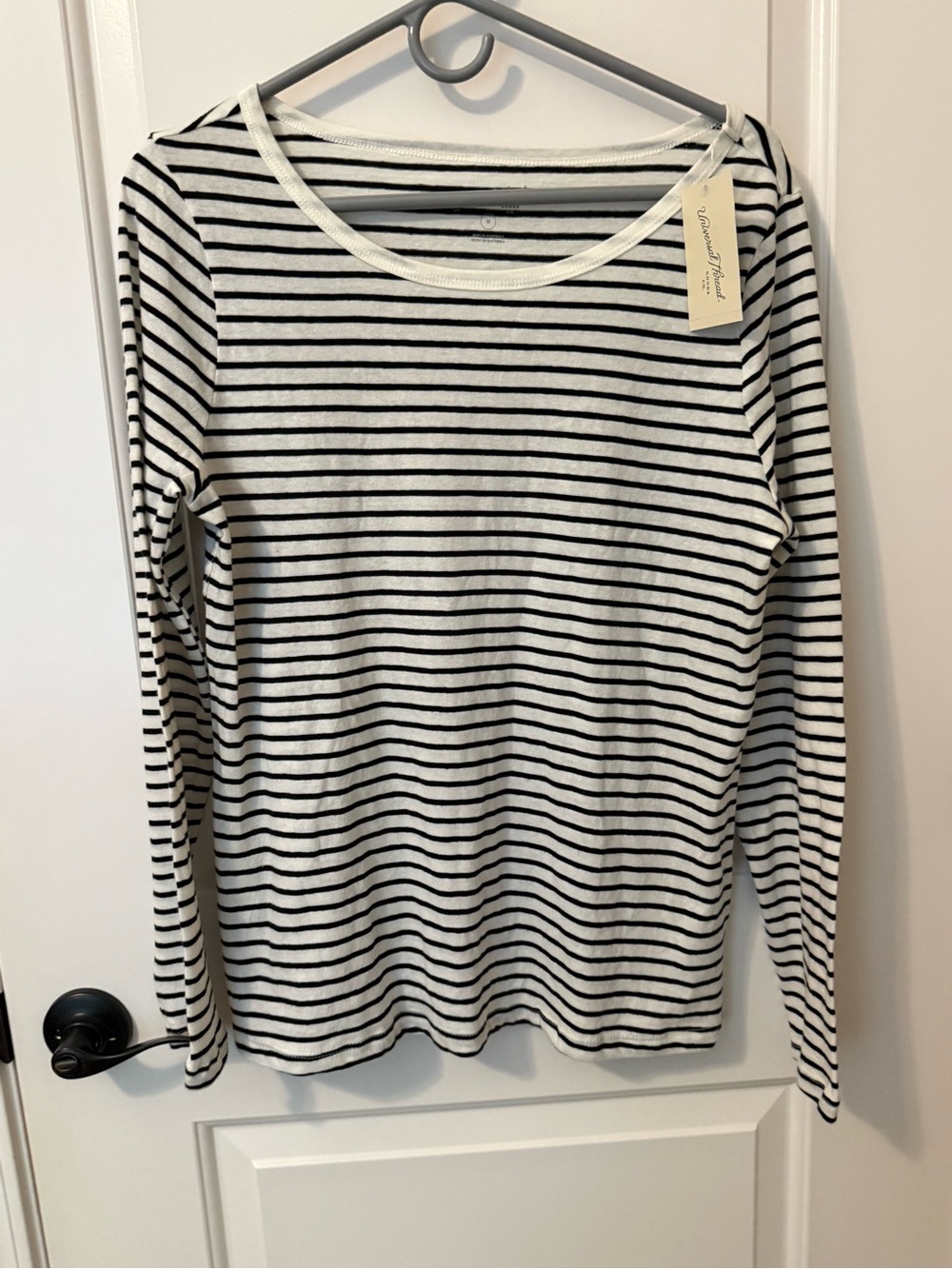 NEW Universal Thread Striped Long Sleeve Tee Trio - Navy, Brown, White MEDIUM - Picture 5 of 8